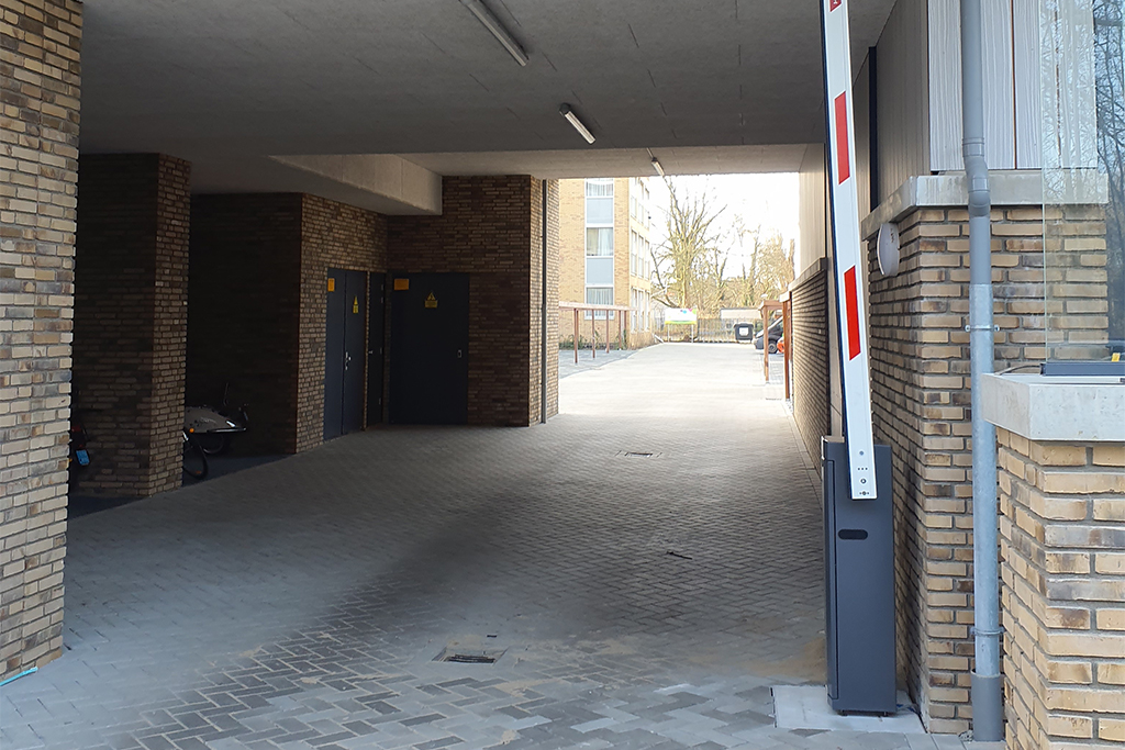 Slagbomen en ketting ophalers - Meeus Poortautomatisaties (Retie)
